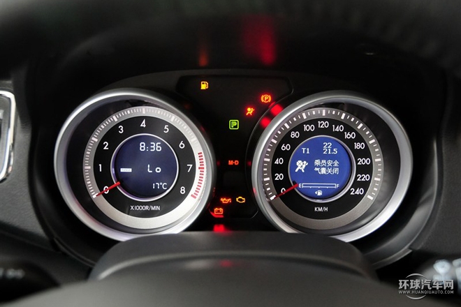 2015款 1.8T 自動豪華型