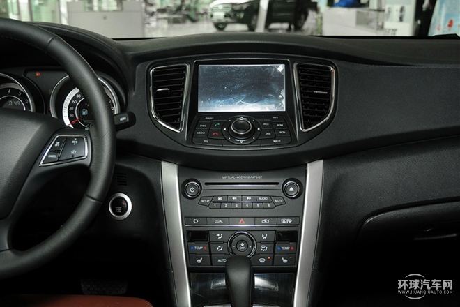 2015款 1.8T 自動豪華型