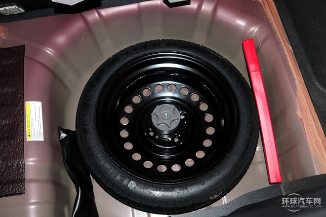 2015款 1.6L 手動北斗導航版