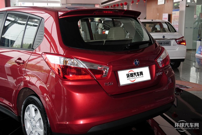 2015款 1.6L 手動北斗導航版