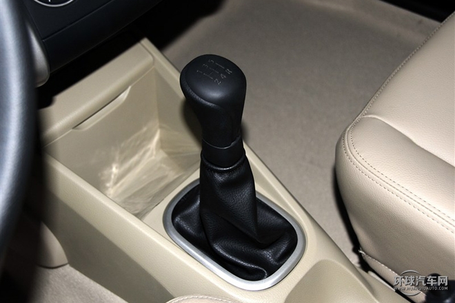 2015款 1.6L 手動豪華版