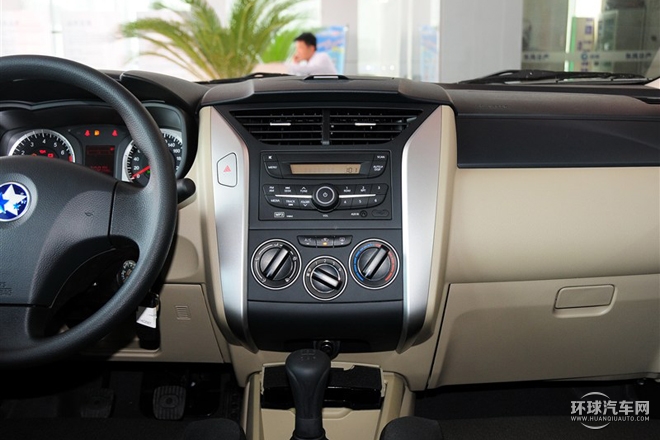 2015款 1.6L 手動時尚版