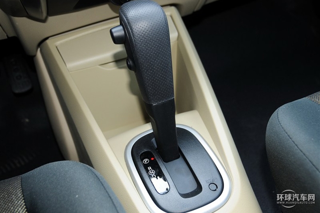 2015款 1.6L 自動時尚版