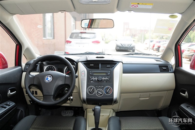 2015款 1.6L 自動時尚版