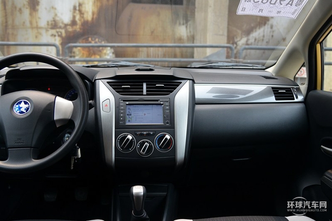 2015款 1.6L 手動北斗導航版