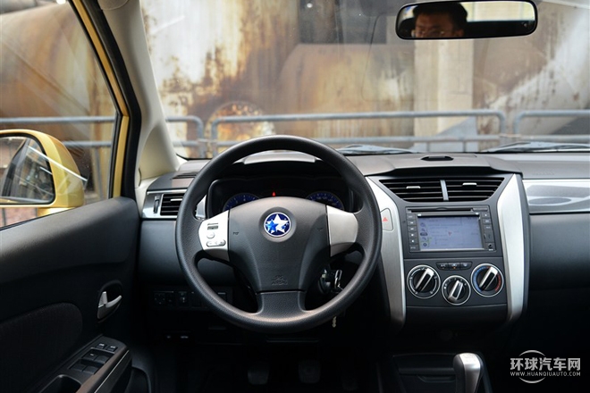 2015款 1.6L 手動北斗導航版