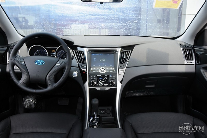 2015款 經典 2.0L 自動領先版