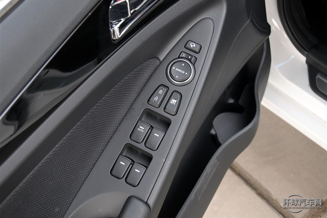 2015款 經典 2.4L 自動豪華版 國IV