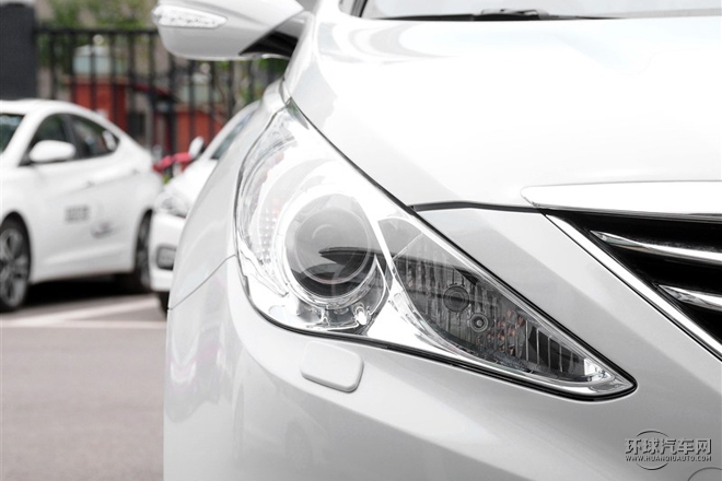 2015款 經(jīng)典 2.4L 自動豪華版 國V