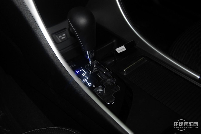 2015款 經(jīng)典 2.4L 自動領(lǐng)先版 國IV