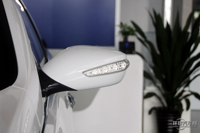 2015款 經(jīng)典 2.4L 自動(dòng)領(lǐng)先版 國(guó)IV