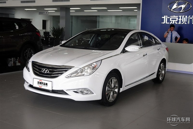 2015款 經(jīng)典 2.4L 自動(dòng)領(lǐng)先版 國(guó)IV