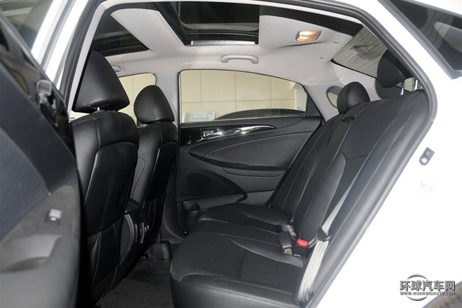 2015款 經(jīng)典 2.4L 自動領(lǐng)先版 國V