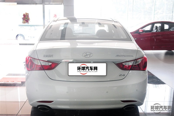 2015款 經(jīng)典 2.4L 自動(dòng)領(lǐng)先版 國(guó)V