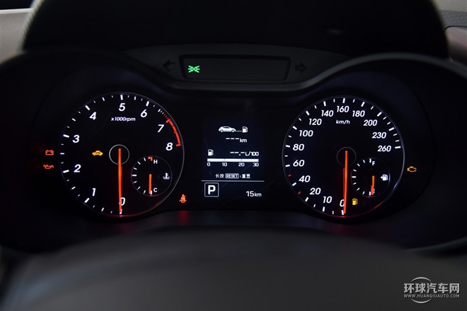 2015款 1.6T 自動豪華版