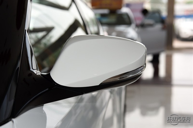 2015款 1.6T 自動(dòng)豪華版