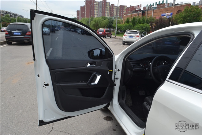 2015款 1.2T 自動豪華版