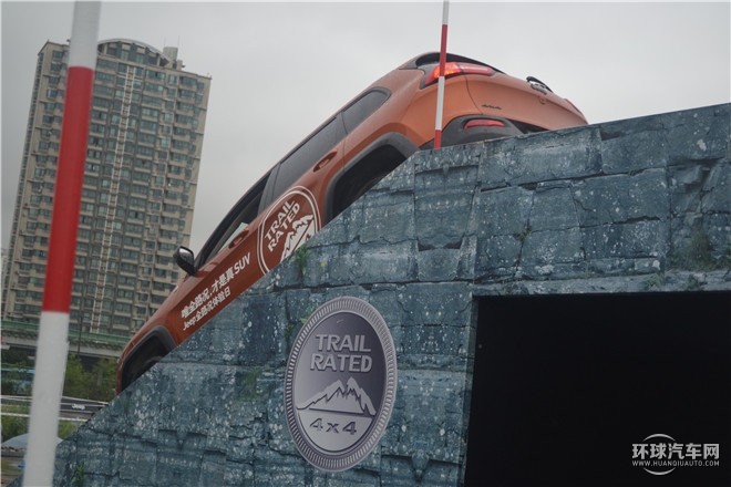 以全路況 定義真SUV  Jeep品牌體驗日