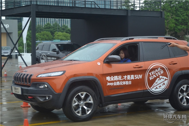 以全路況 定義真SUV  Jeep品牌體驗日