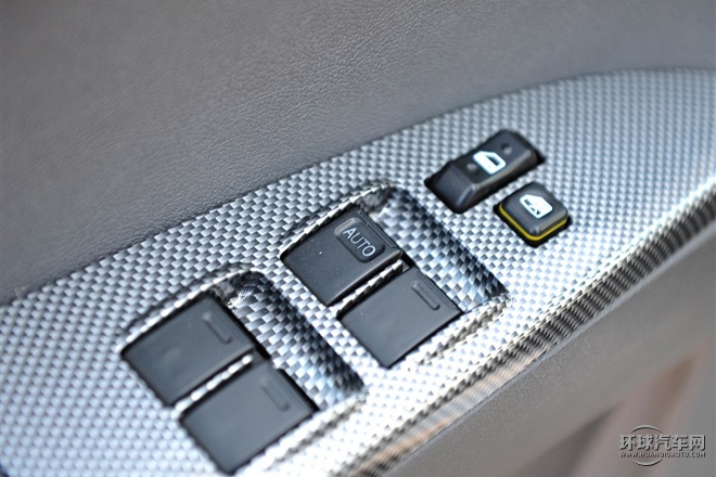 2015款 2.0T 四驅豪華型