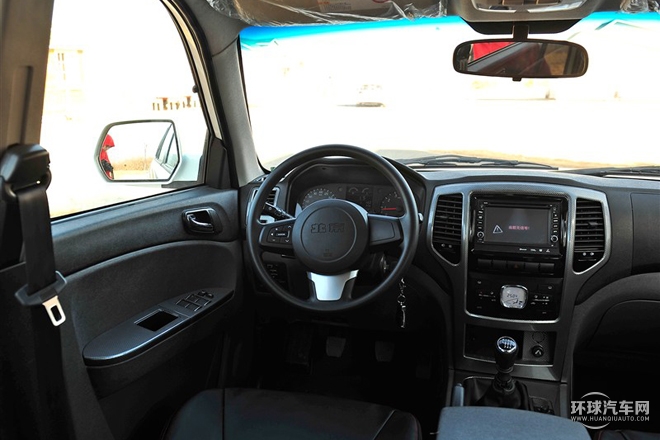 2015款 2.0T 四驅(qū)豪華型