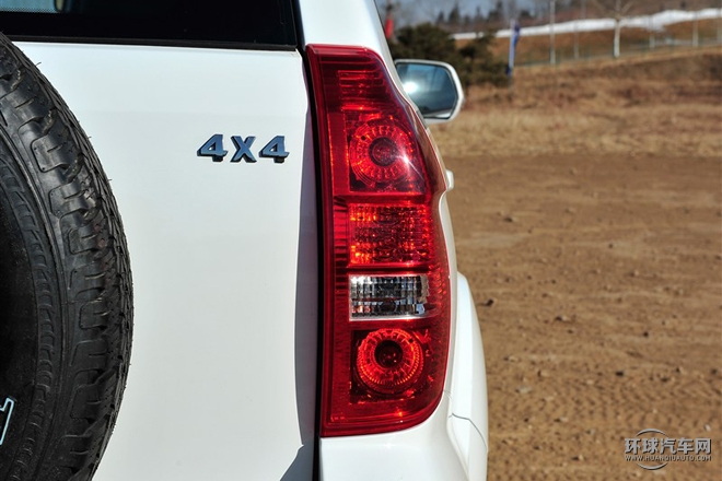 2015款 2.0T 四驅豪華型