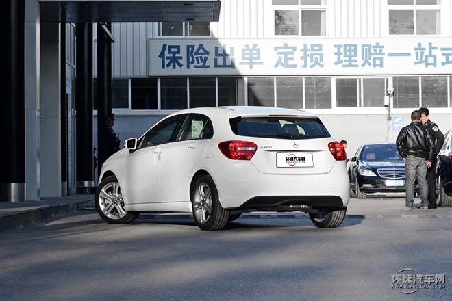 2015款 A 180 標(biāo)準(zhǔn)型
