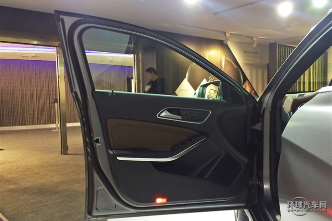 2015款 GLA 260 4MATIC勞倫斯特別版