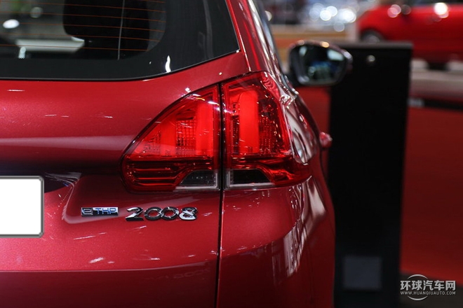 2015款 1.6THP 自動(dòng)時(shí)尚版