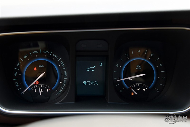 2015款 2.4L 豪華商務尊享版