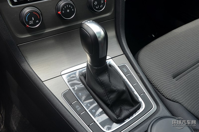 2015款 1.2TSI 自動舒適型