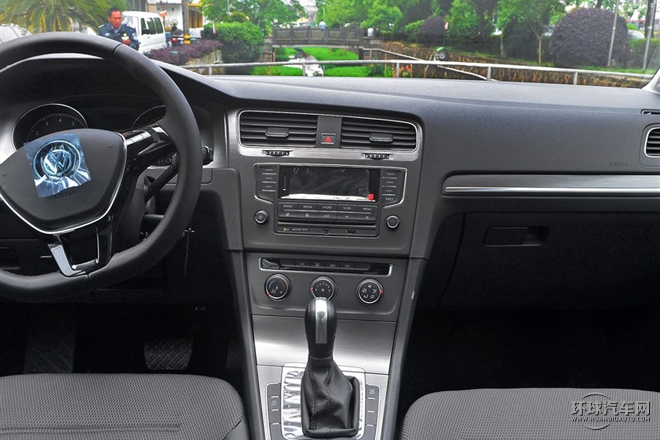 2015款 1.2TSI 自動舒適型