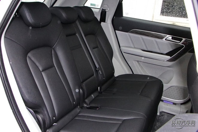 2015款 2.0T 手動兩驅尊貴型