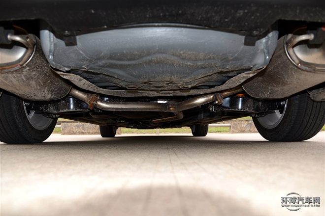 2015款 1.8T 自動旗艦型