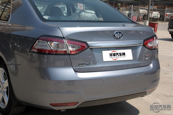 2015款 1.8T 自動旗艦型