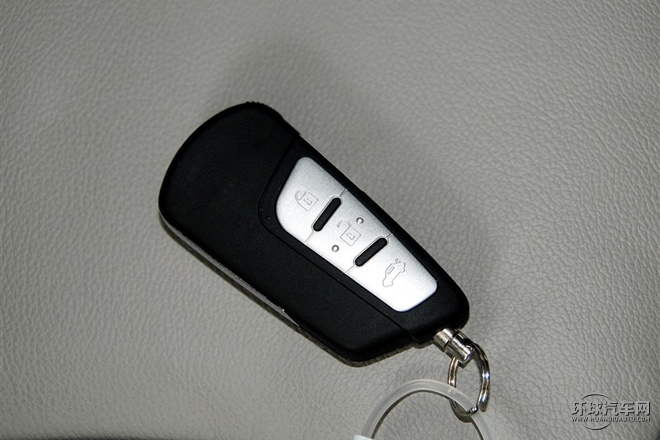 2015款 1.8T 自動(dòng)尊貴型