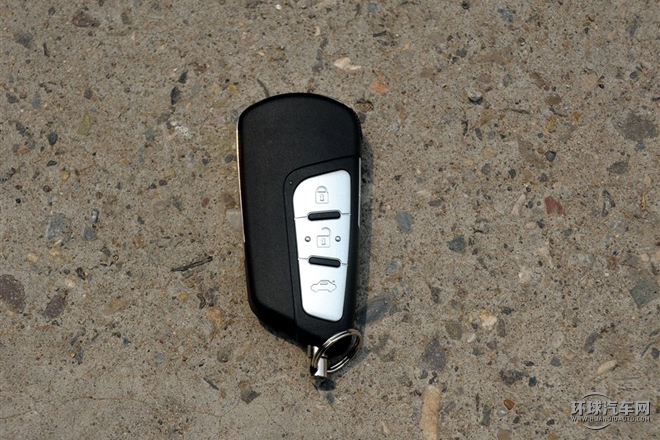 2015款 2.0T 自動豪華型