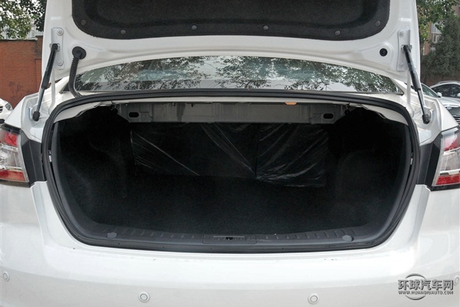 2015款 2.0T 自動豪華型