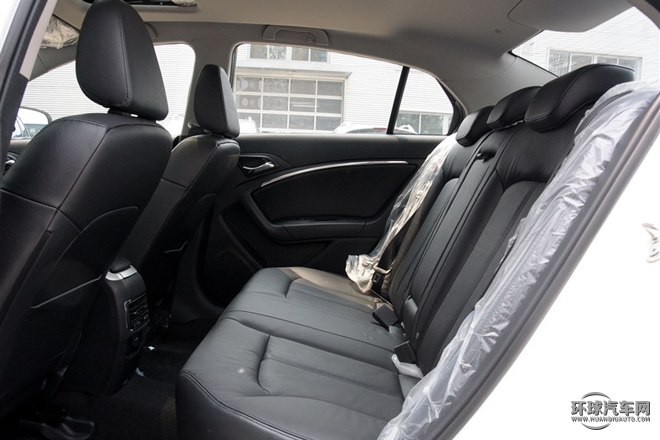 2015款 2.0T 自動豪華型