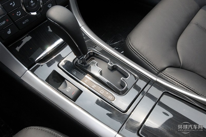 2015款 2.0T 自動豪華型