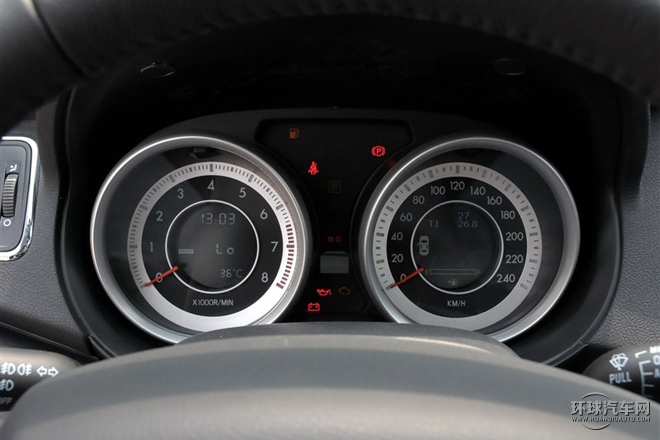 2015款 2.0T 自動(dòng)豪華型