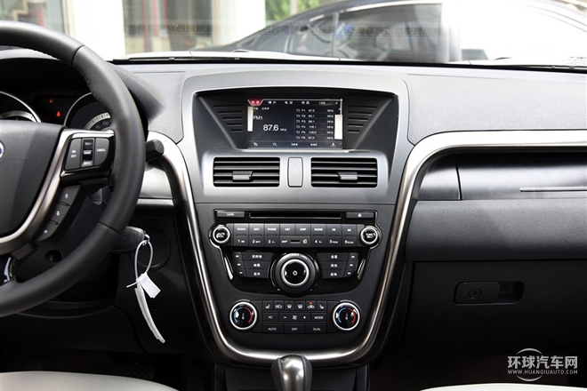 2015款 1.8T 自動豪華型