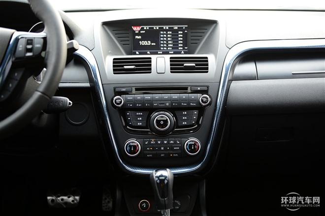 2015款 1.8T 自動運動型