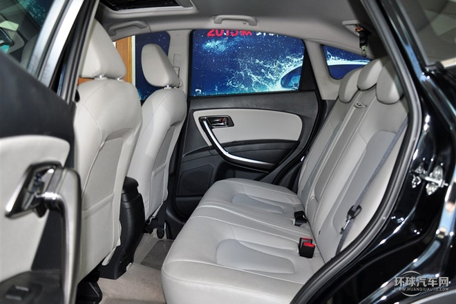 2015款 2.0L 手動豪華型