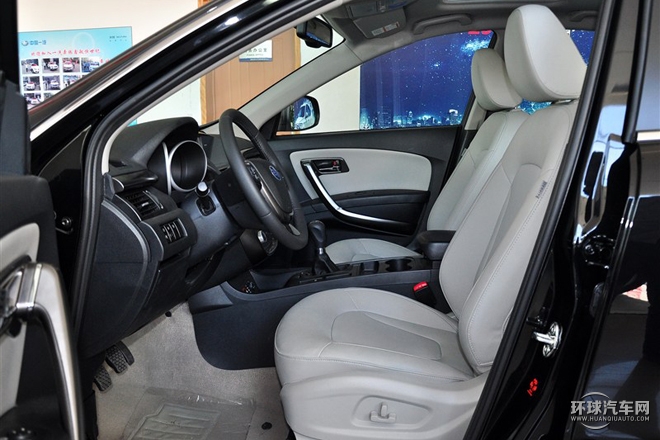 2015款 2.0L 手動豪華型