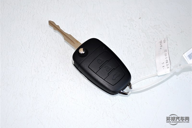 2015款 2.0L 手動(dòng)基本型