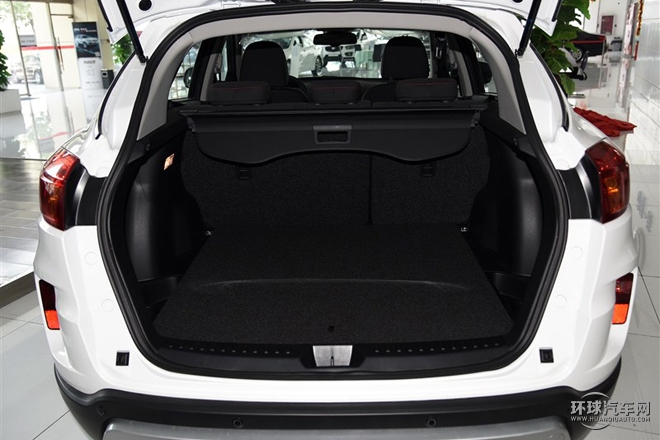 2015款 2.0L 手動舒適兩周年紀念型