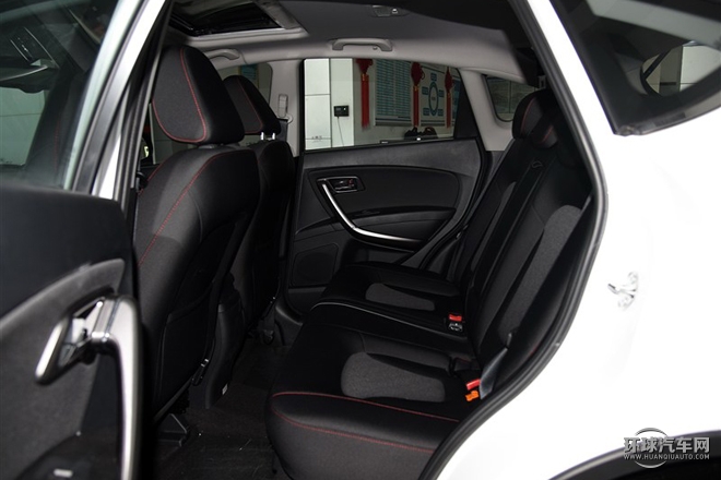 2015款 2.0L 手動舒適兩周年紀念型