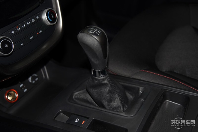 2015款 2.0L 手動舒適兩周年紀念型