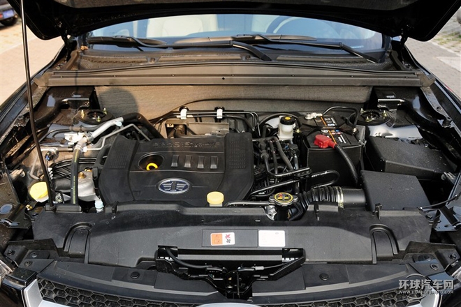 2015款 2.0L 自動豪華型